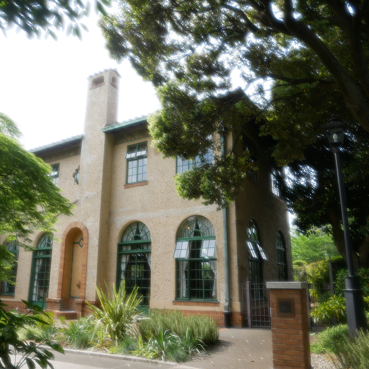 �x�[���b�N�z�[��