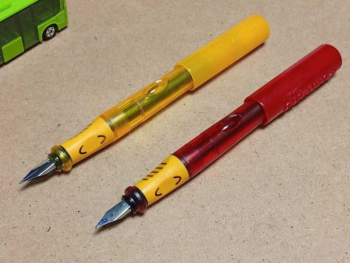 2本の万年筆